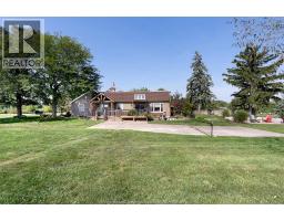 269 Road 11 East, Kingsville, ON N0R1V0 Photo 32