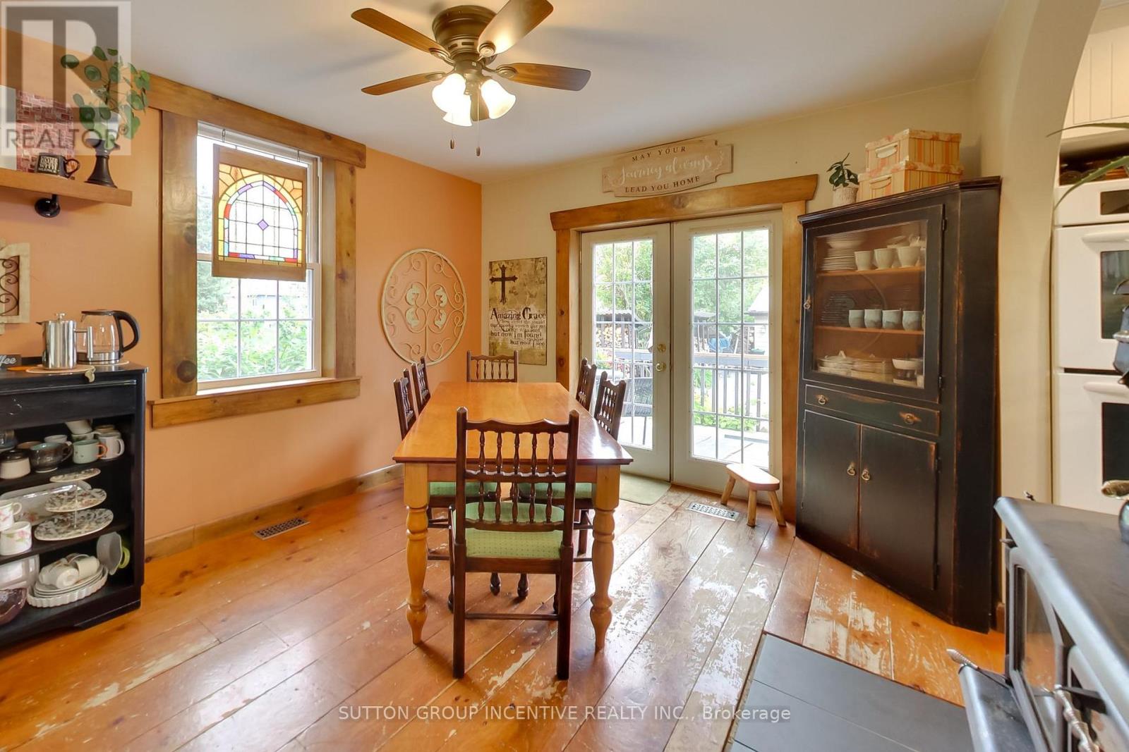 1724 PENETANGUISHE ROAD, Springwater — photo 10