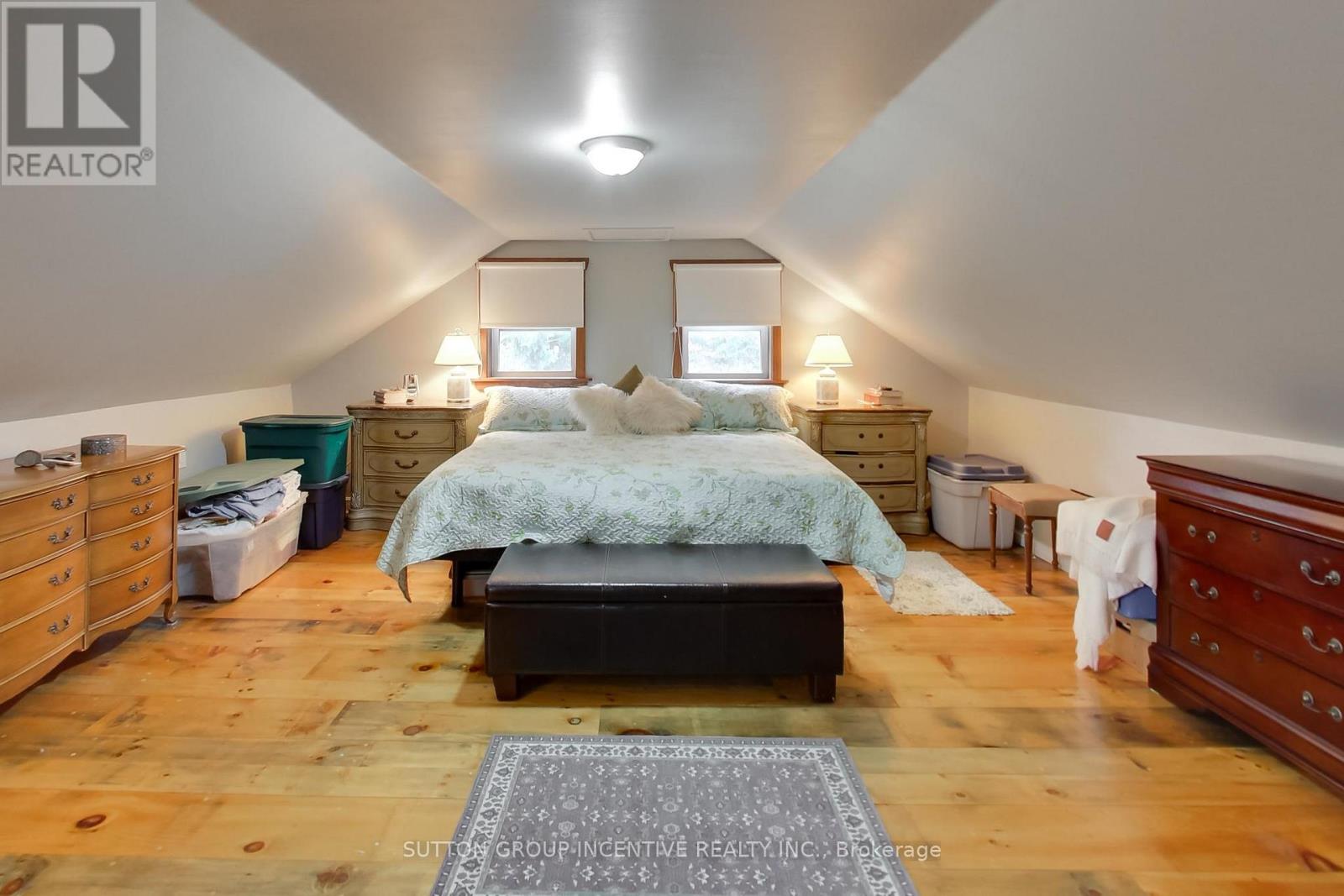1724 Penetanguishe Road, Springwater photo 18