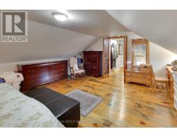 1724 Penetanguishene Road, Springwater, ON L9X1Z4 Photo 19