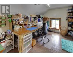 1724 Penetanguishene Road, Springwater, ON L9X1Z4 Photo 24
