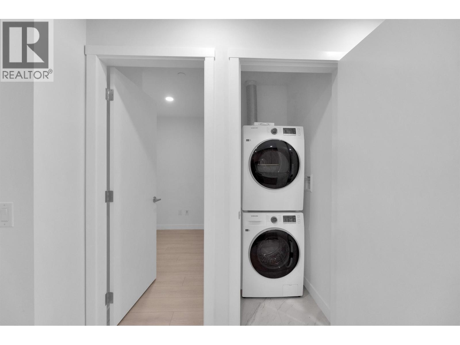 2703 626 CLAREMONT STREET, Coquitlam - Image 1