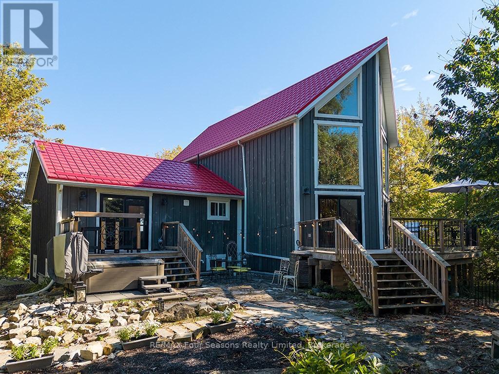 190 LAKESHORE ROAD E - 21
