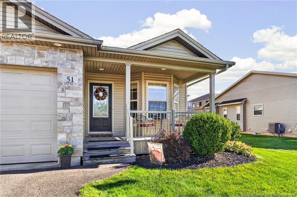51 Thornhill Crescent - 2
