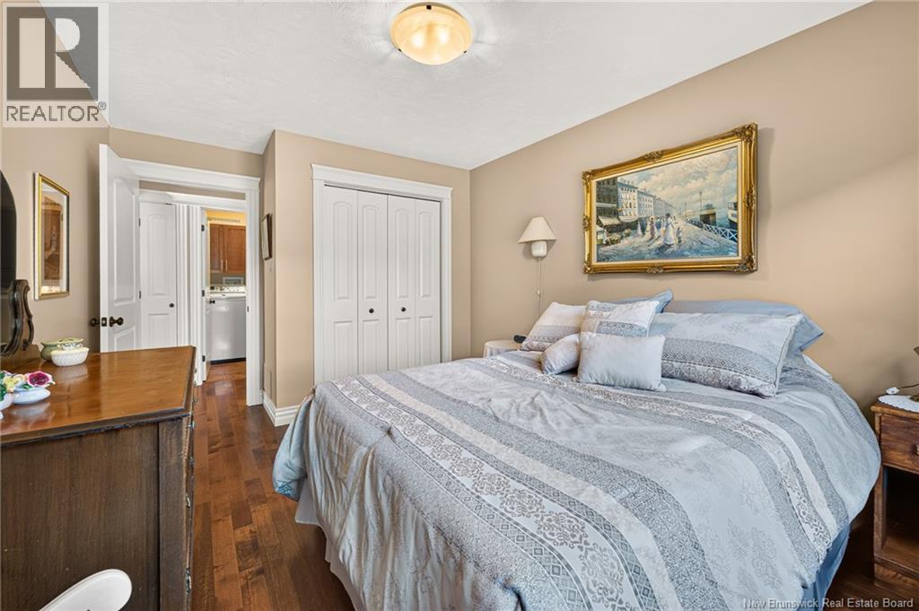 51 Thornhill Crescent - 30