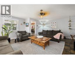 2071 Saras Way, Nanaimo, BC V9X1K6 Photo 20