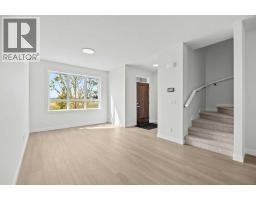 14438 15 Street NE - photo 4