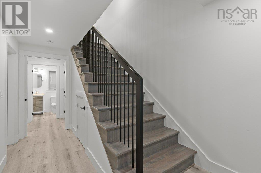 2371 Creighton Street - Image 39