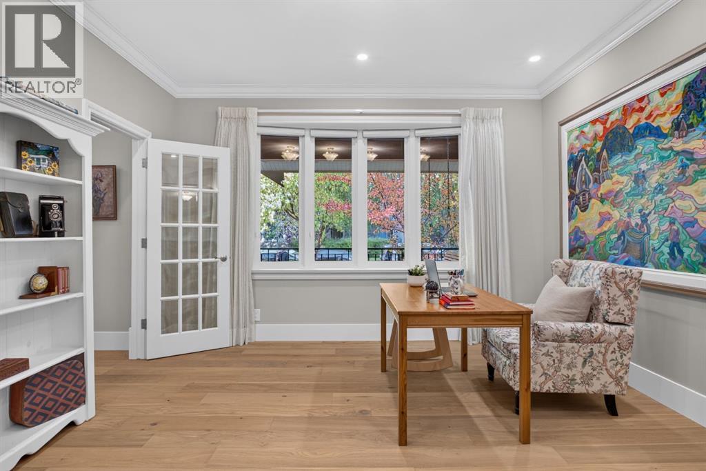 3017 3 Street SW - photo 4