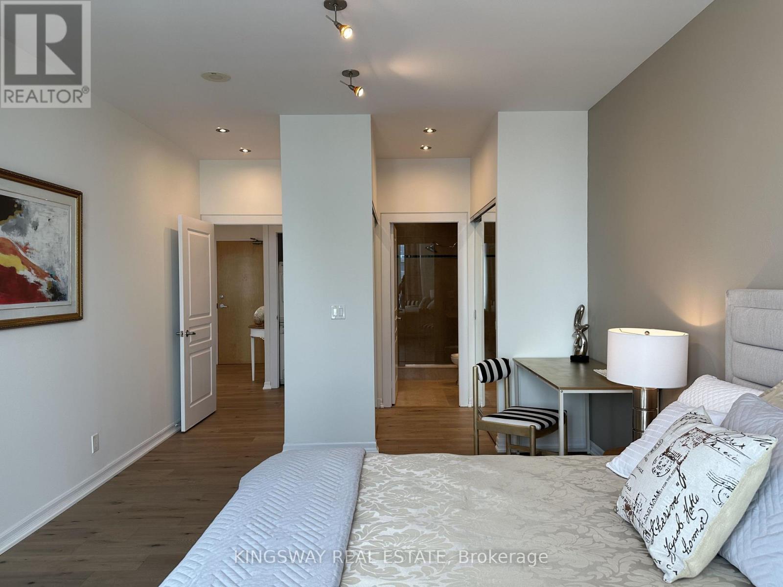 #3404 220 BURNHAMTHORPE ROAD W - Image 17