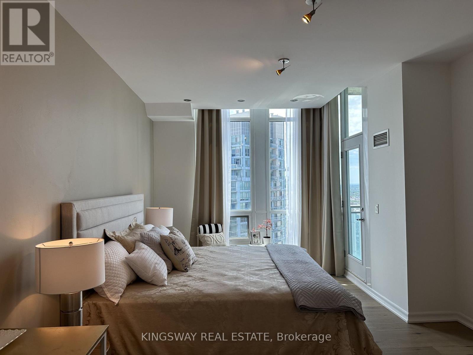 #3404 220 BURNHAMTHORPE ROAD W - 24