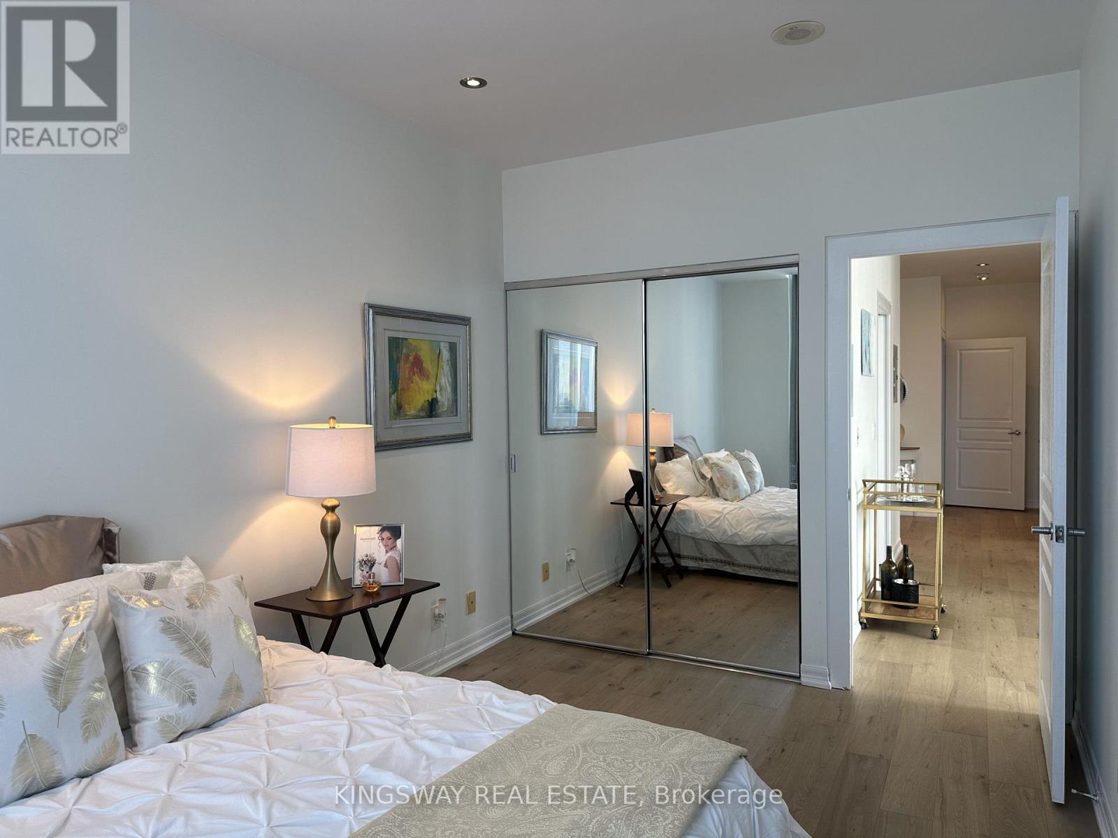 #3404 220 BURNHAMTHORPE ROAD W - Image 30