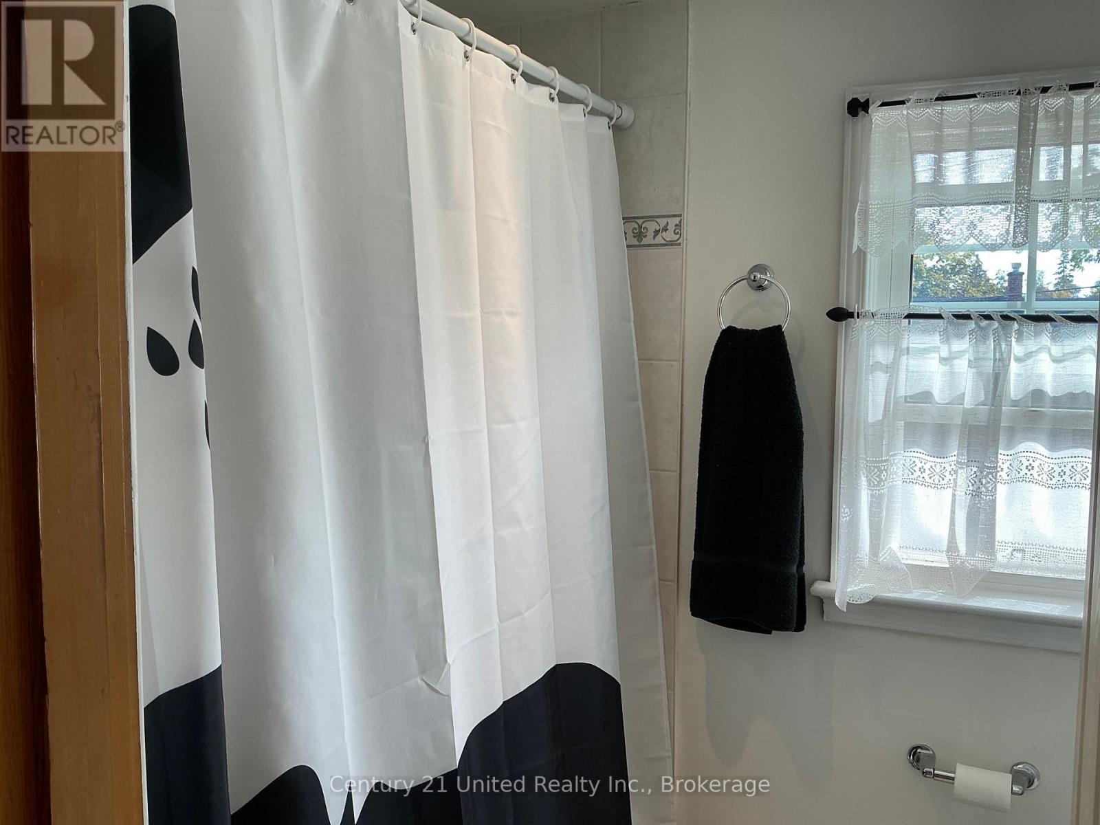 6 Middleton Drive, Peterborough, ON photo 23