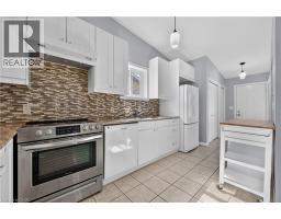 4459 Christopher Court, Beamsville, ON L3J0E1 Photo 12