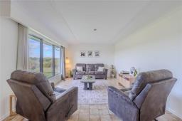 270 Seine River Trail, La Broquerie, MB R0A0Z0 Photo 9