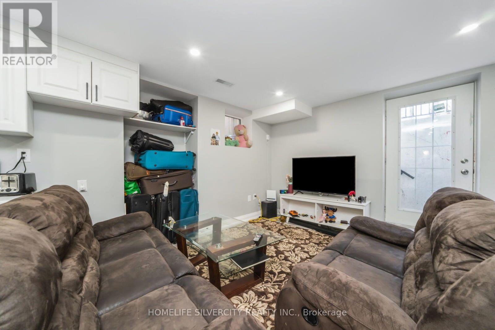 67 TEN PINES ROAD - 42