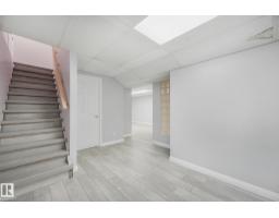10218 167a Av Nw, Edmonton, AB T5X2Z3 Photo 31