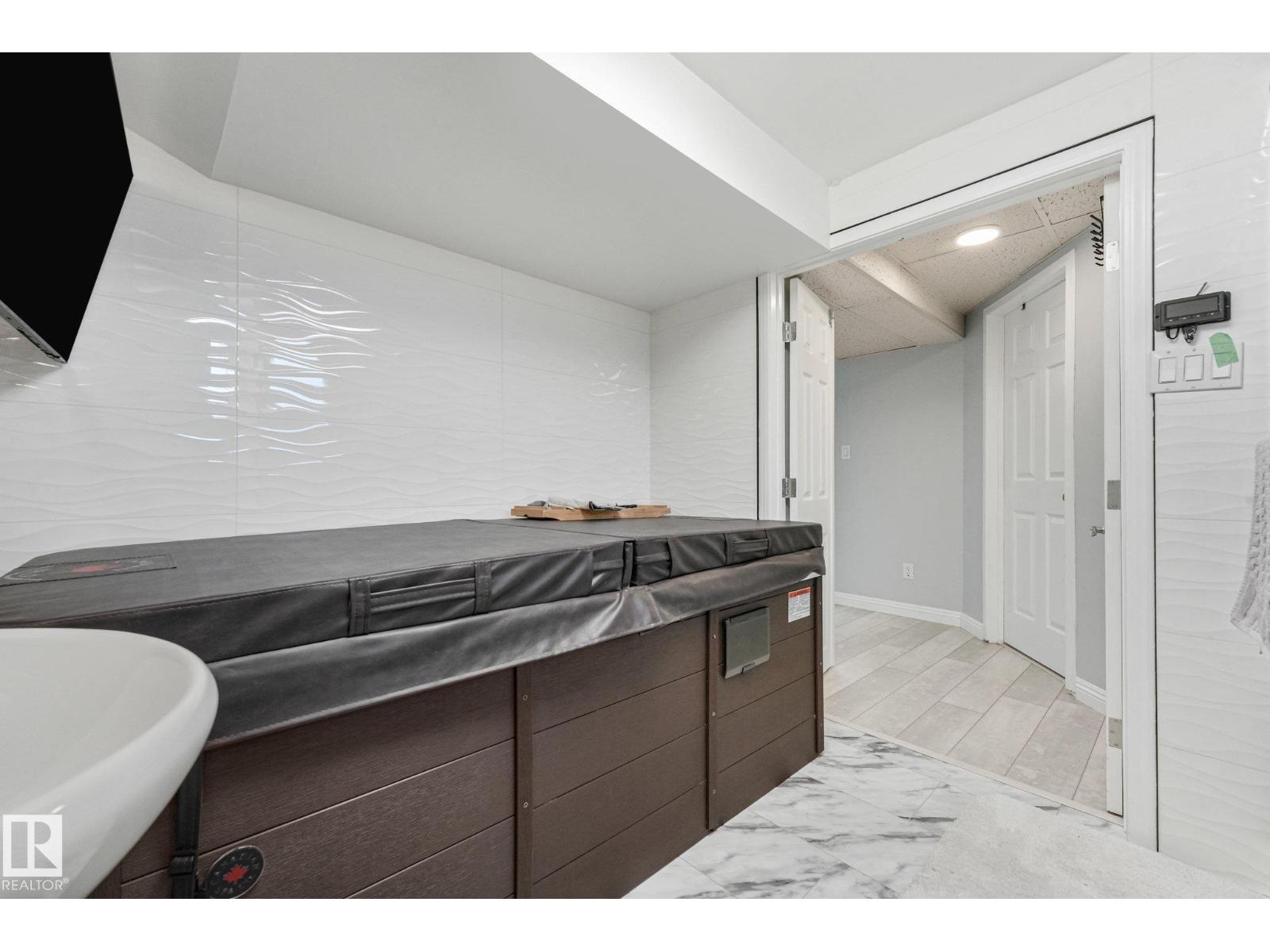 10218 167A AV NW - 48
