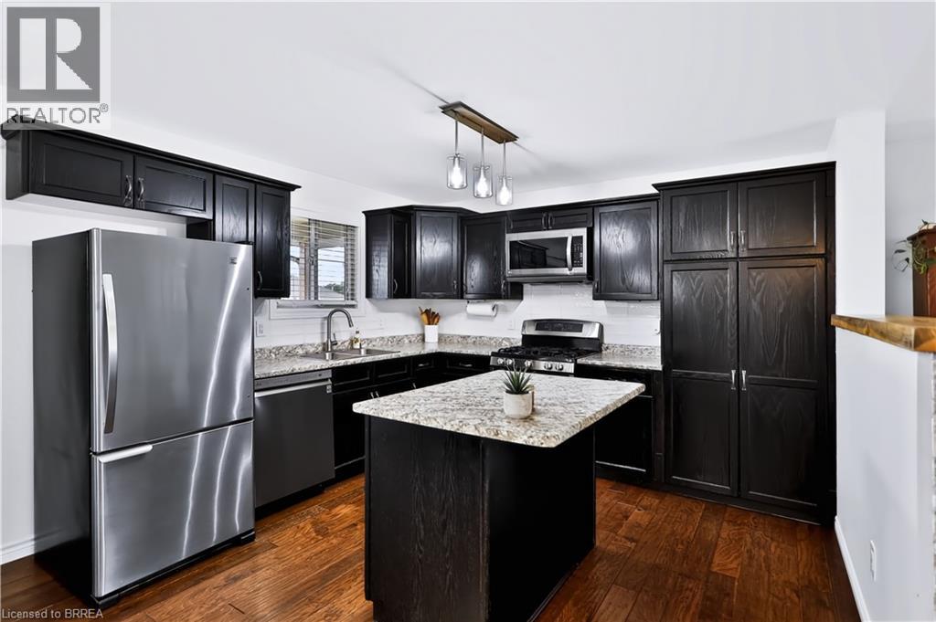 62 REDBUD Crescent, Simcoe — photo 10
