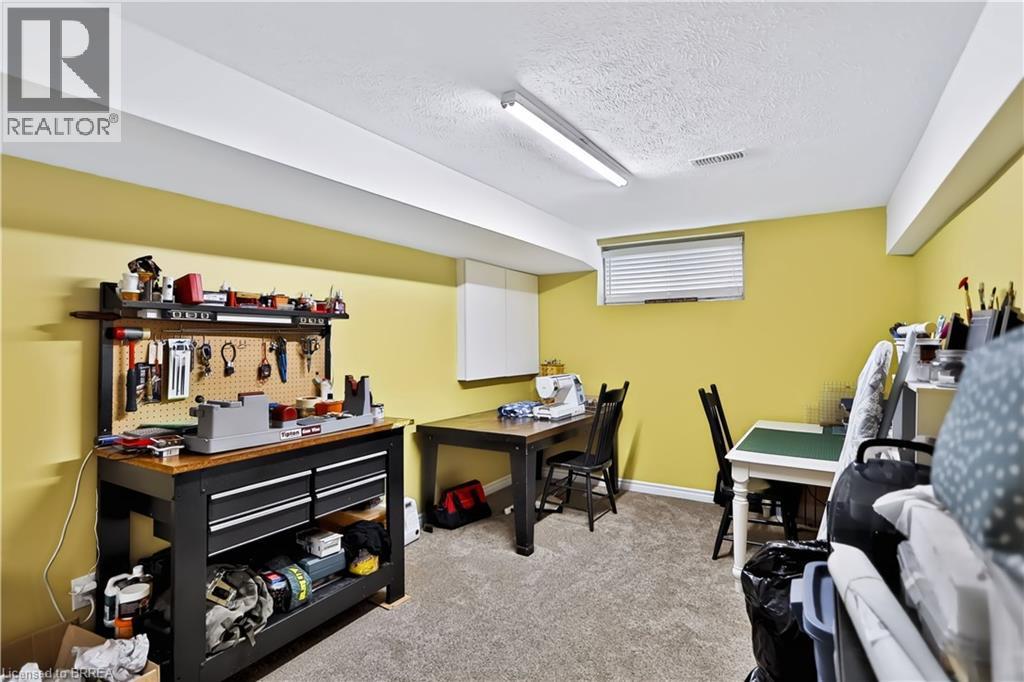62 REDBUD Crescent - Image 31