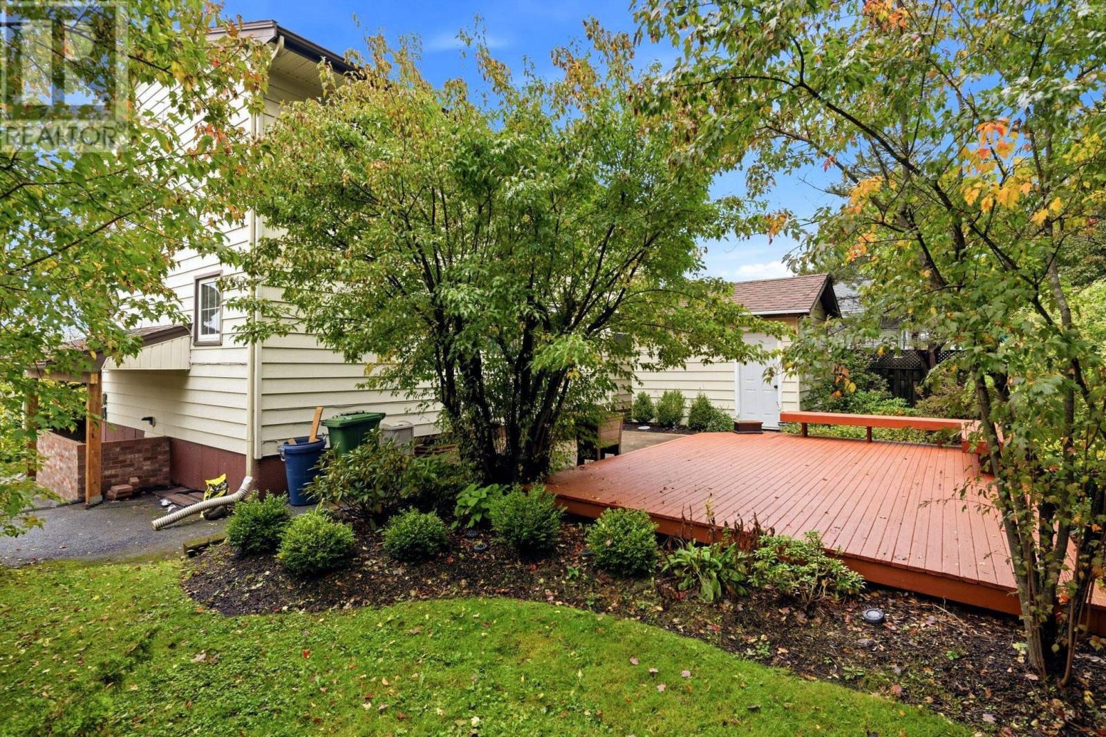 114 Regal Road - 25
