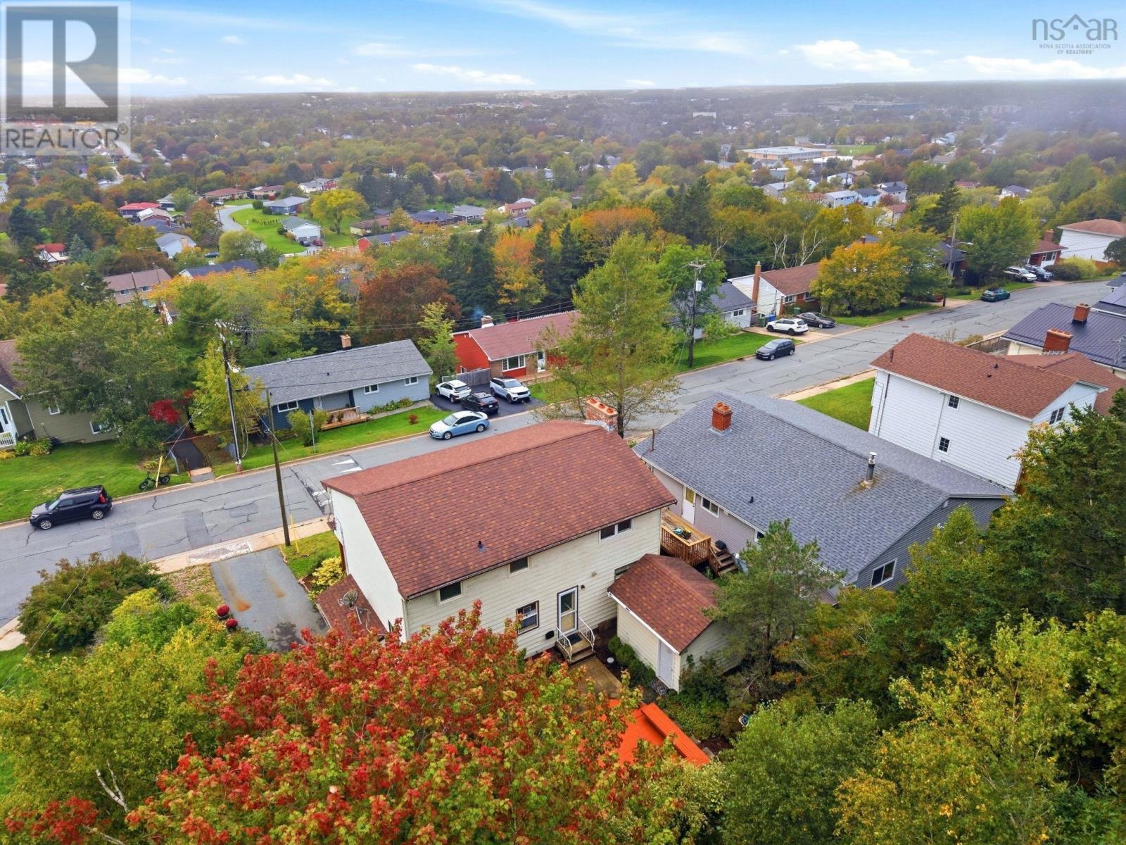 114 Regal Road - 36