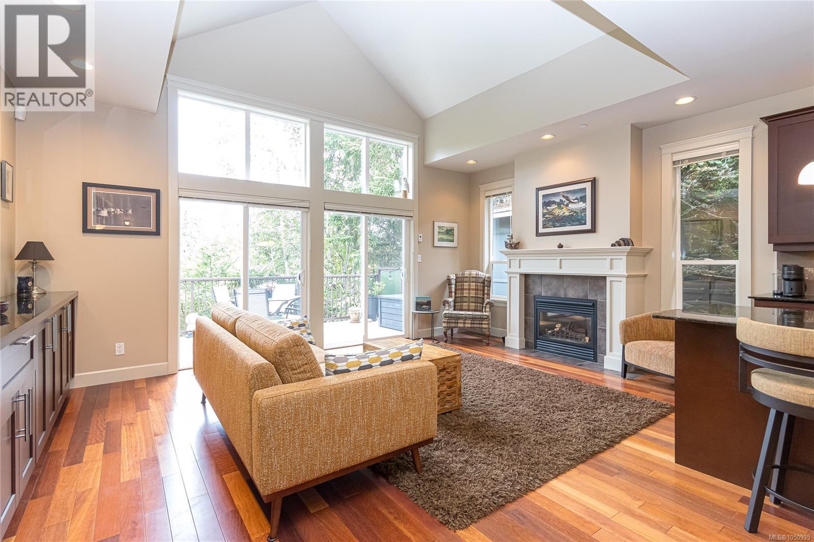 #1 551 Bezanton Way - Image 4