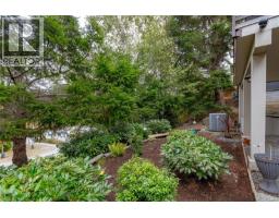 1 551 Bezanton Way, Colwood, BC V9C0C5 Photo 37