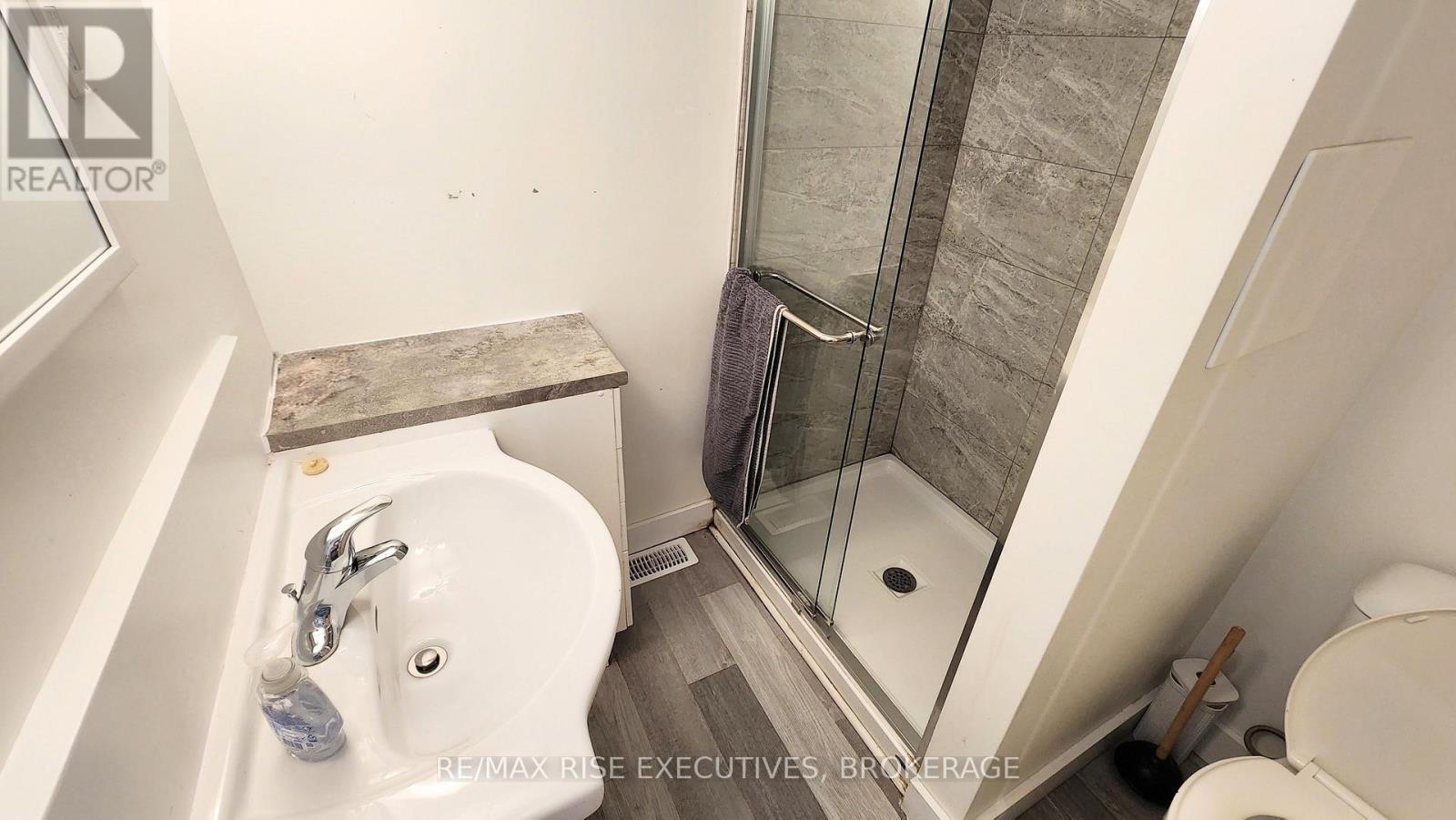 385 ALFRED STREET, Kingston (East of Sir John A. Blvd) — photo 5