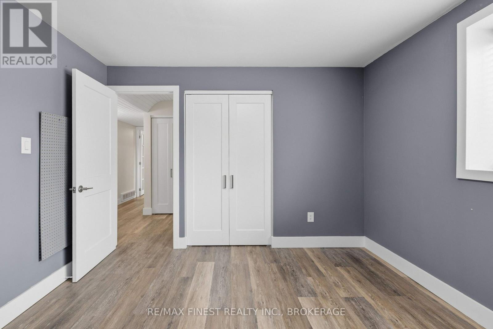 366 ROOSEVELT DRIVE - 26