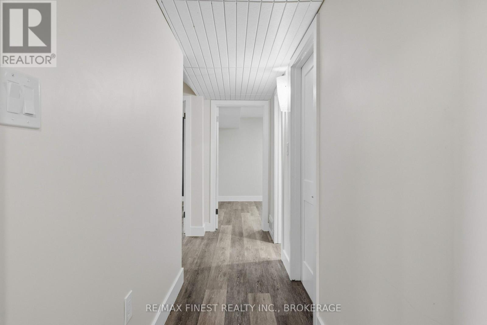 366 ROOSEVELT DRIVE - 29