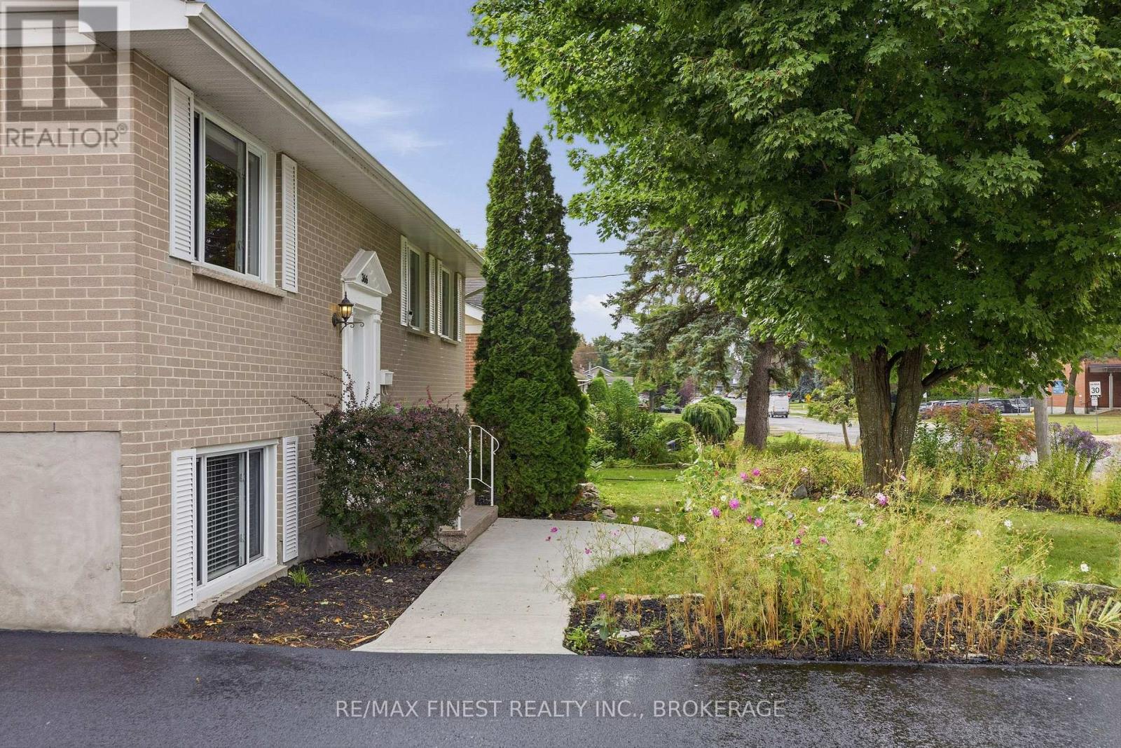 366 ROOSEVELT DRIVE - 4
