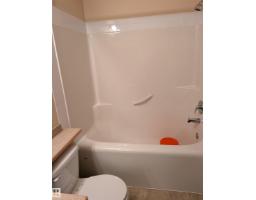 #427 7511 171 St Nw, Edmonton, AB T5T6S7 Photo 8