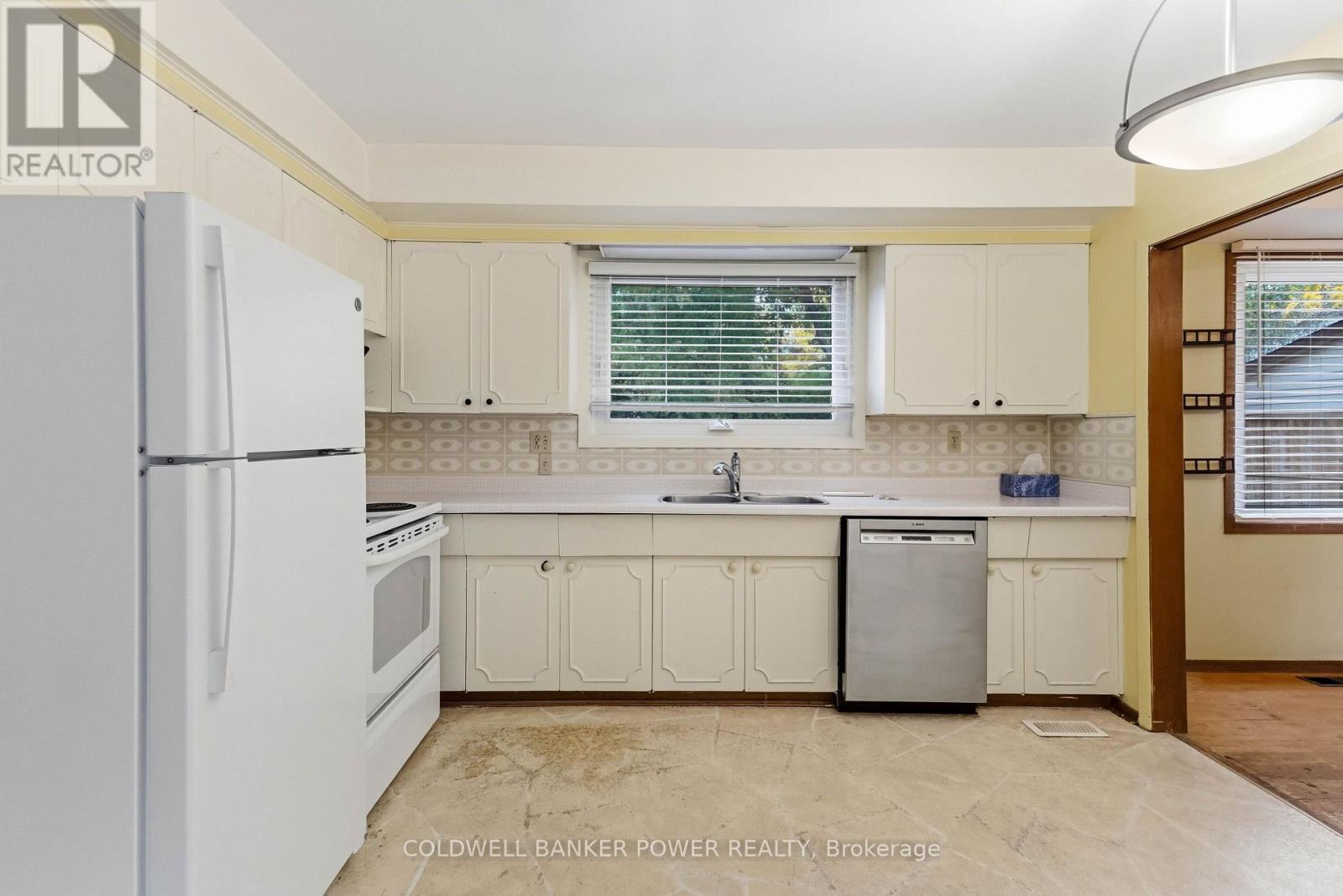 177 MILLBANK DRIVE - 12