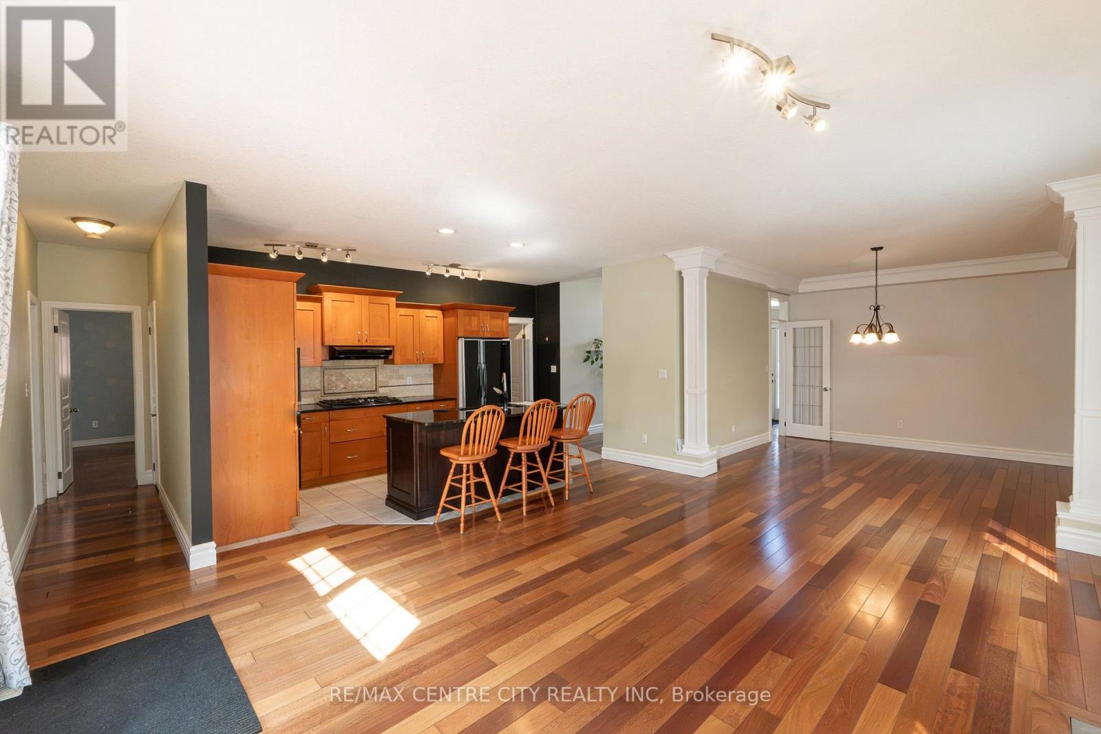 19 HAMILTON STREET - Image 10