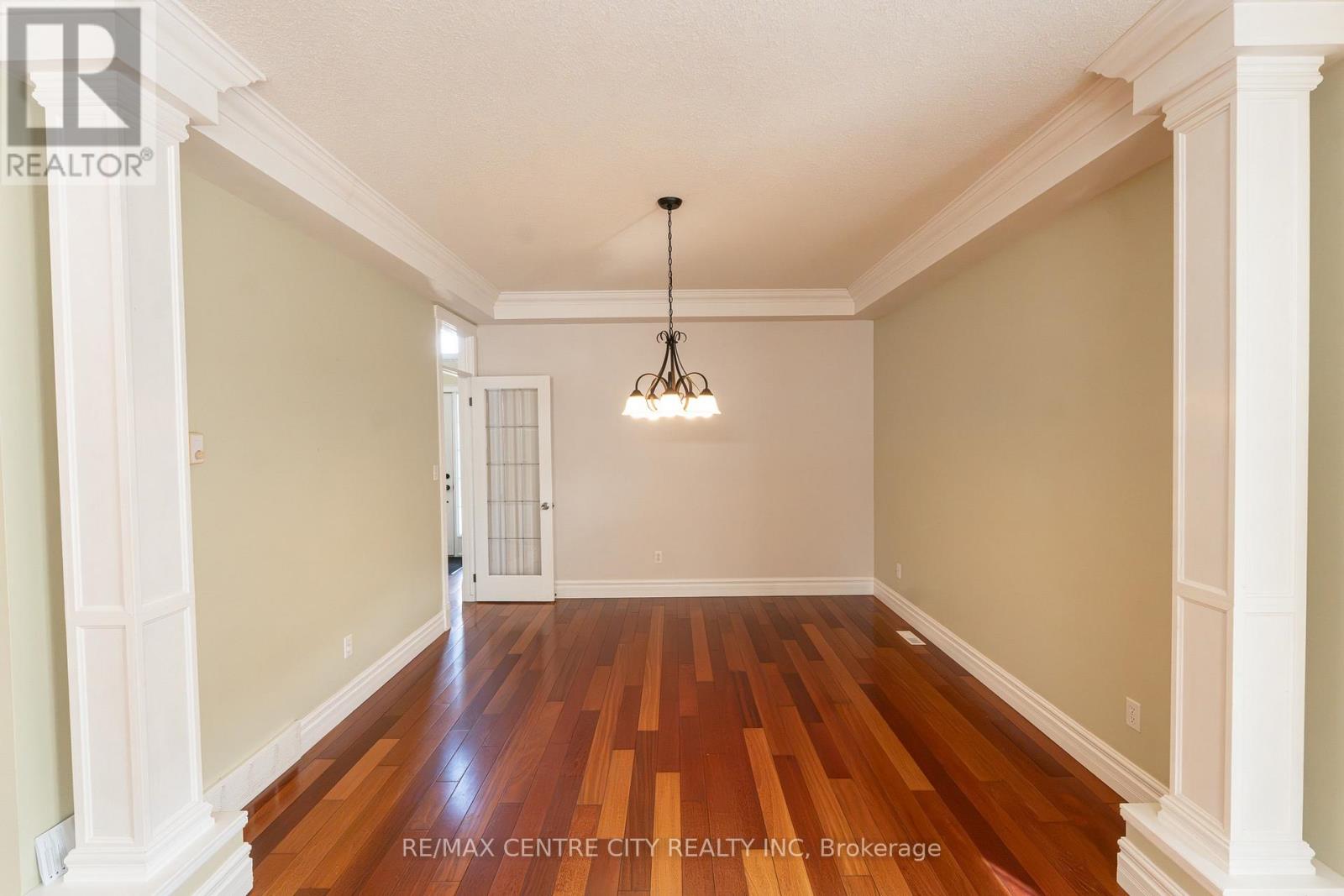 19 HAMILTON STREET - 13