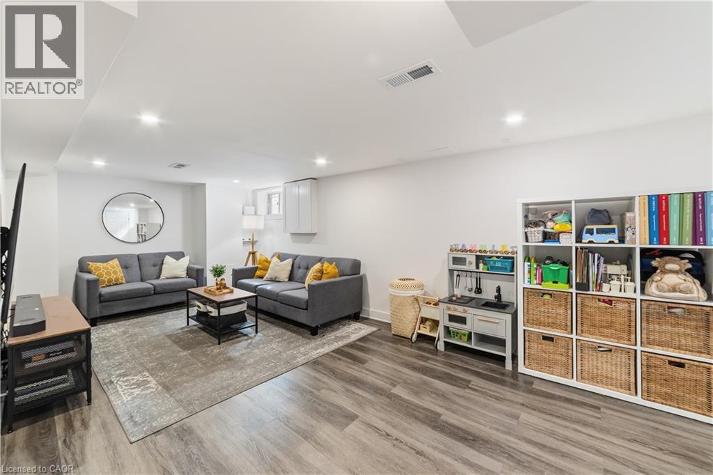 206 EAST 19TH Street - Image 20