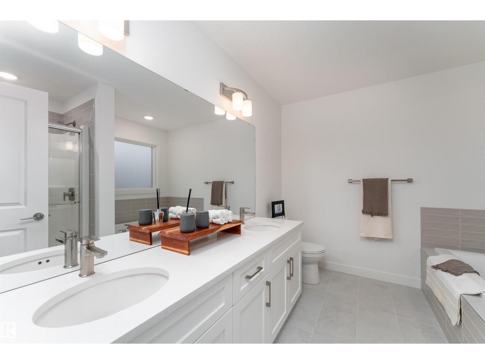 332 27 ST SW - 24