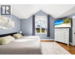 Living room - 4390 40th Street, Creston, BC V0B1C1 Photo 17