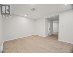 11 Steer Street thumbnail 20