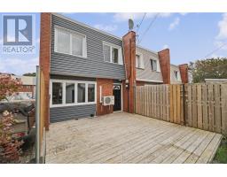 11 Steer Street thumbnail 22