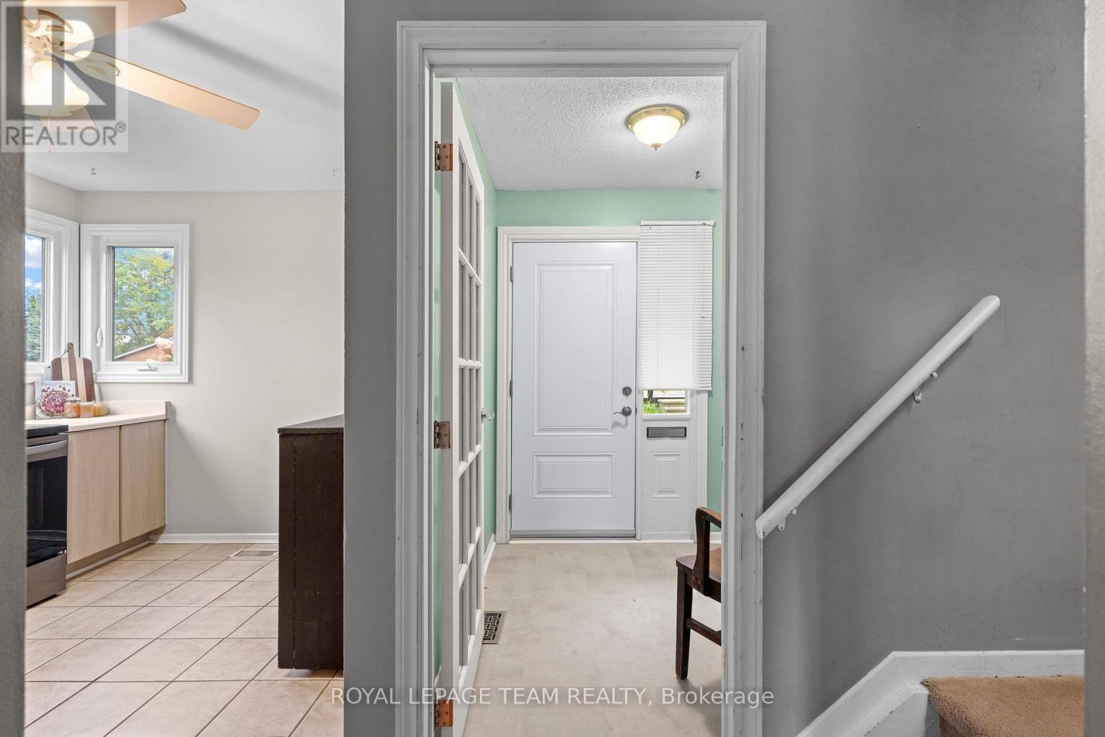 128 MCCLINTOCK WAY - 3