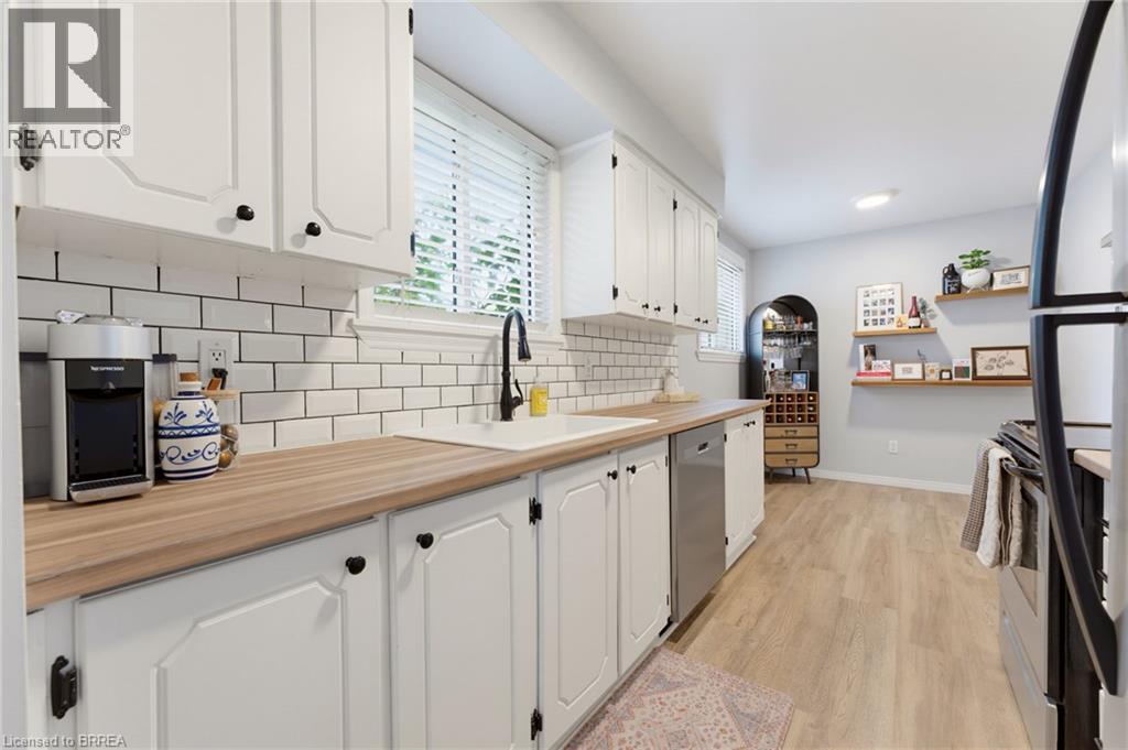 35 SCOTT Road - Image 9