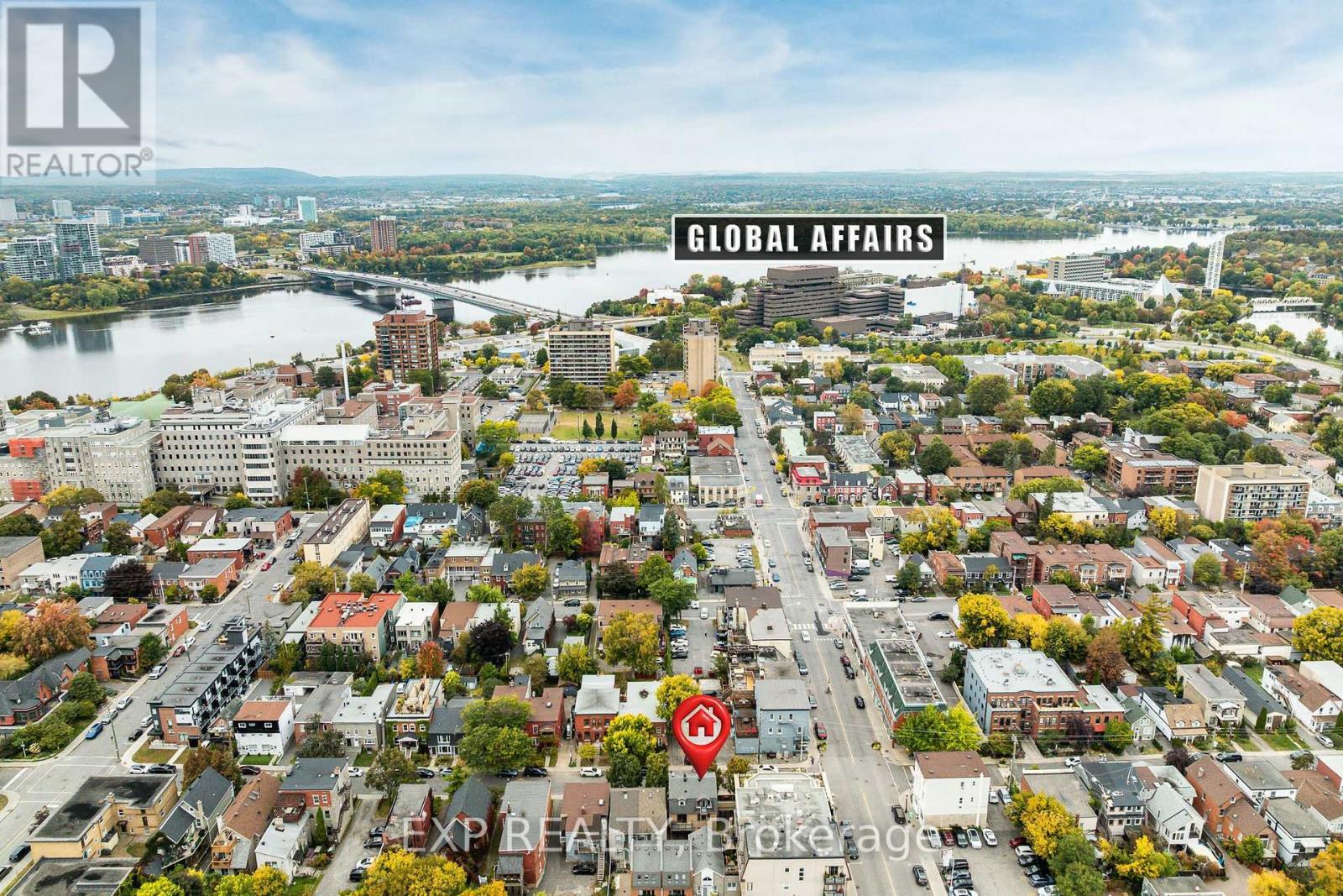 UNIT 1 LEVEL 1 - 122 GUIGUES AVENUE W - 41