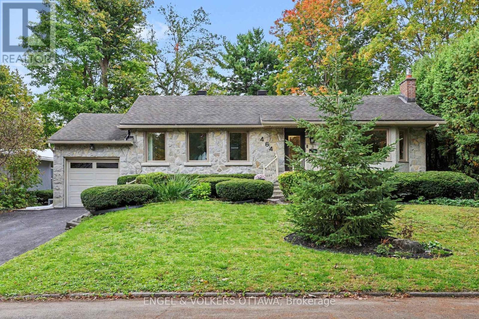 464 THESSALY CIRCLE - 2