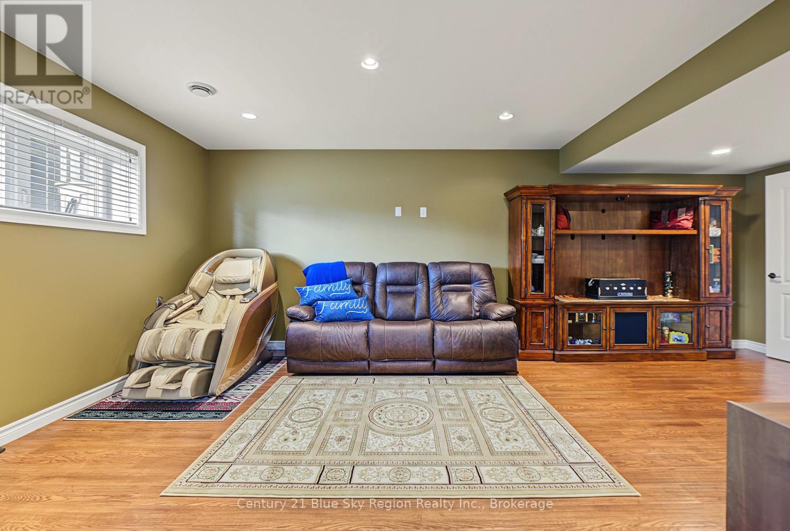 70 DELLANDREA DRIVE - Image 22