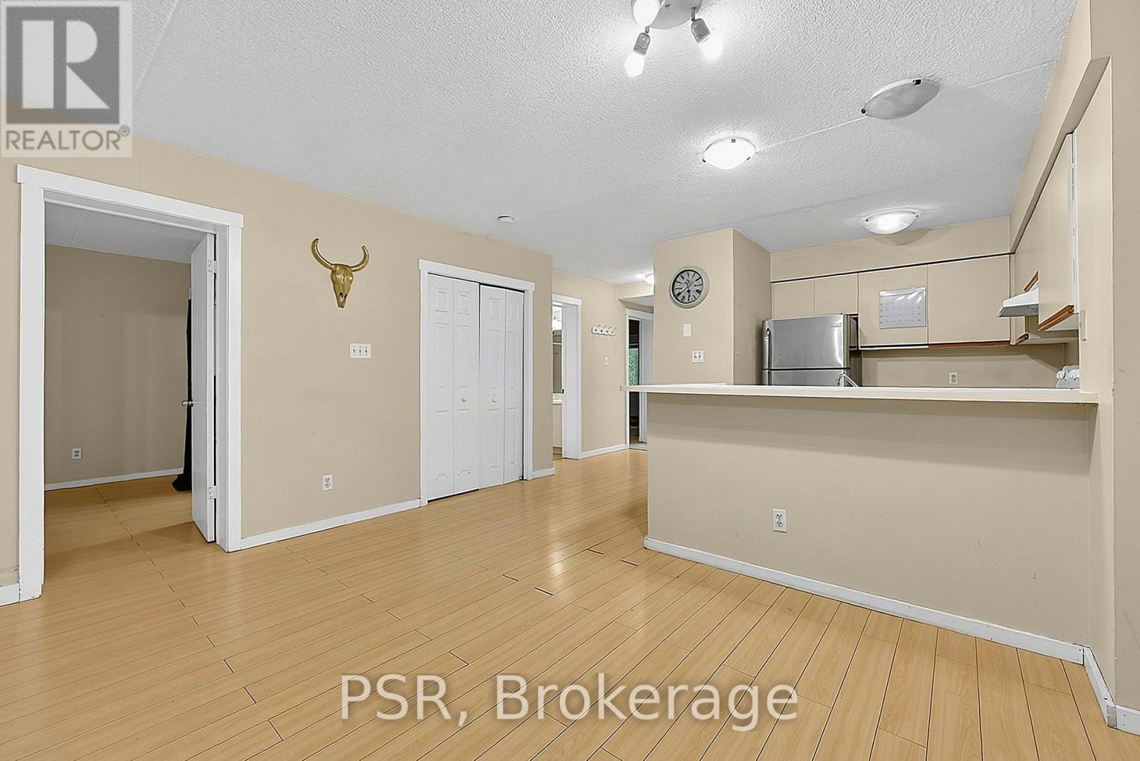 #183 49 TROTT BOULEVARD - 13