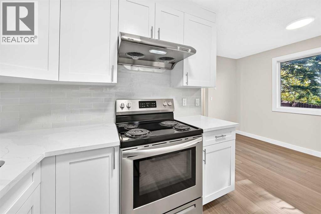 18 Dalhousie Crescent NW - photo 11
