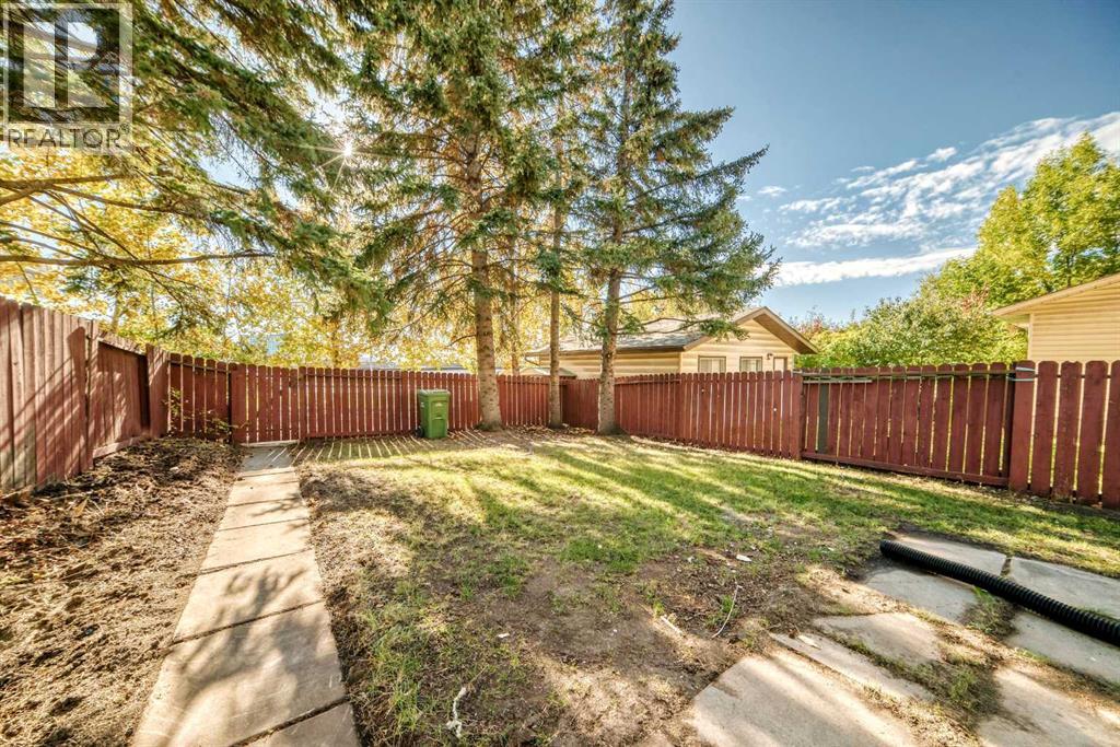 18 Dalhousie Crescent NW - photo 31