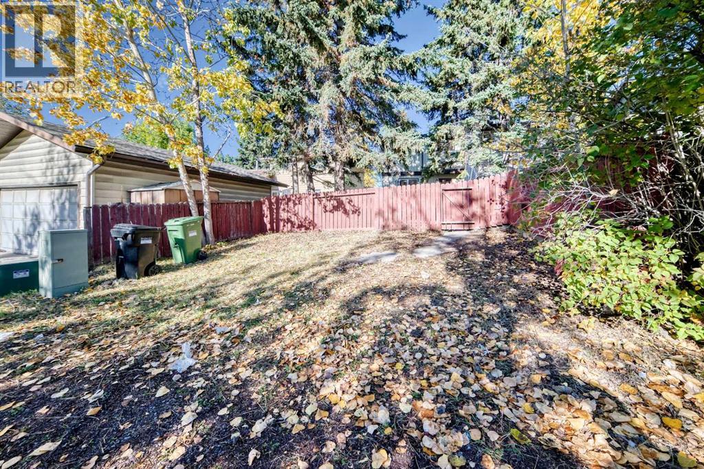 18 Dalhousie Crescent NW - photo 33